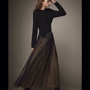 (nwot) Massimo Dutti Maxi Tulle Skirt